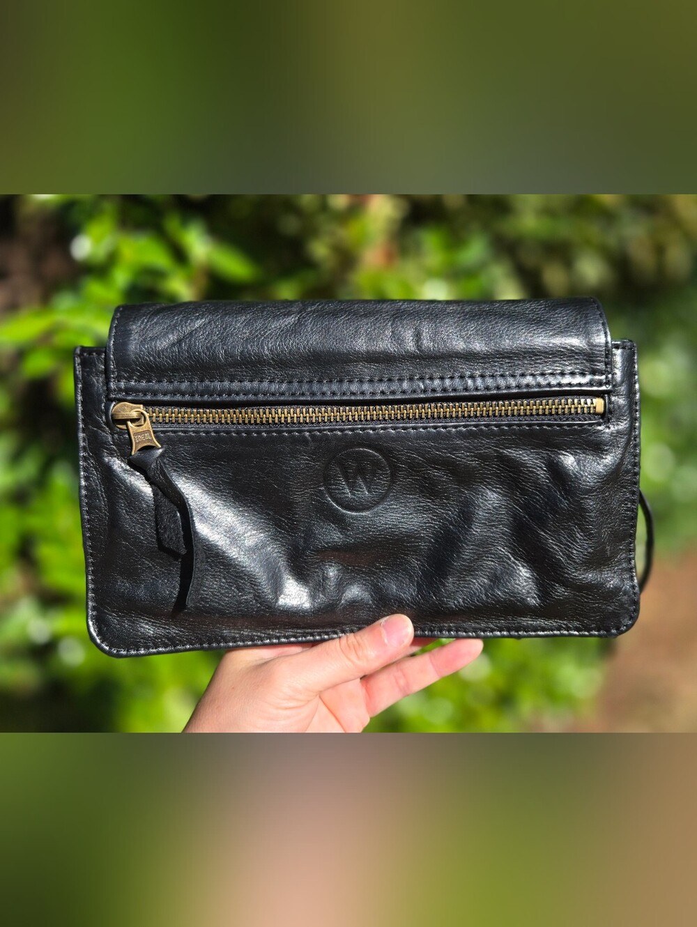 Wanderers Travel Co - Petite Marseille Crossbody + Card Wallet - Black - Picture 3 of 16